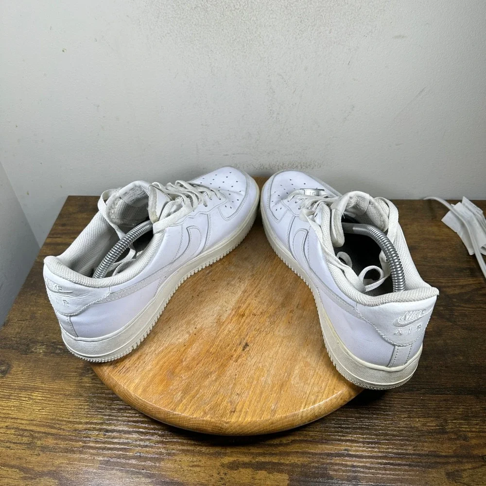 Nike Air Force 1 Low White Leather Sneakers Men's Size 10.5 Shoes 315122-111 - Picture 2 of 9